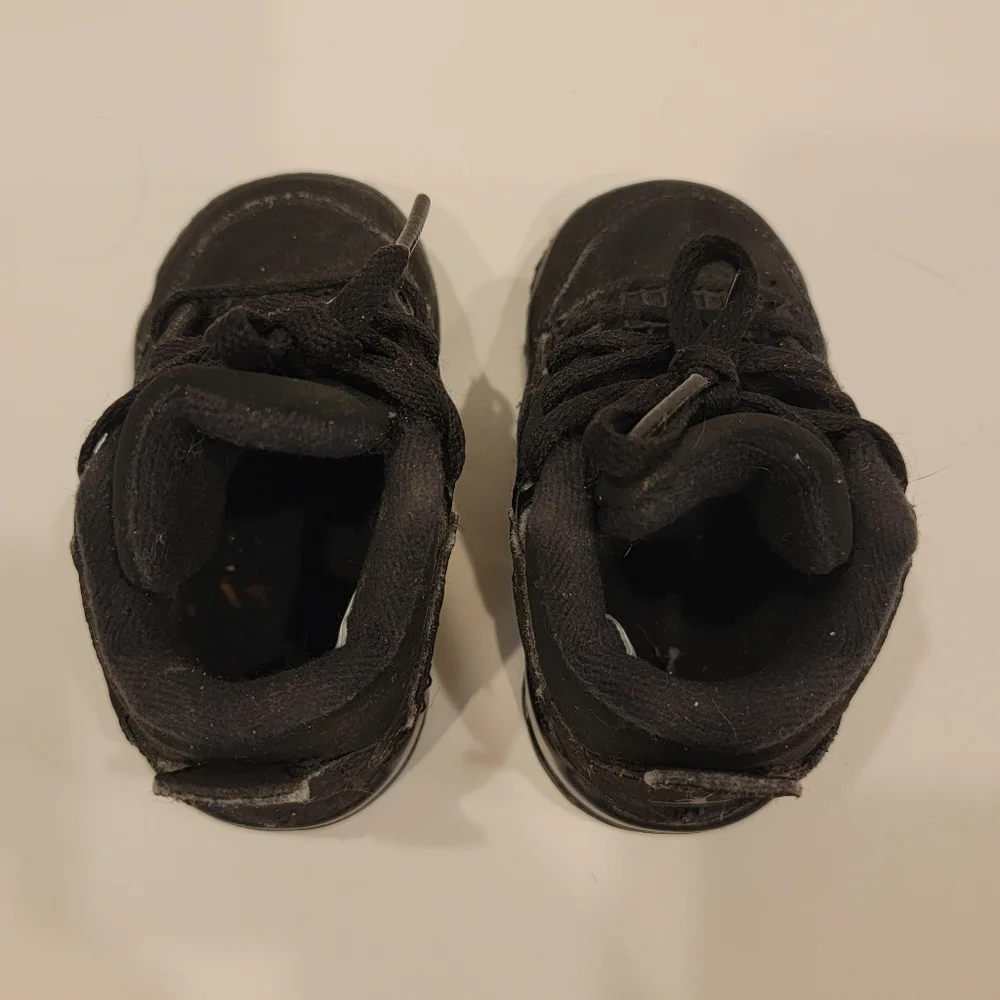 Jordan 4 Retro Black Cat (2020) (TD) black cats size 4 sneakers